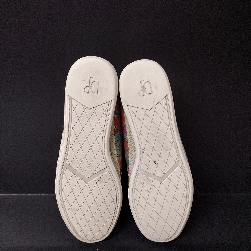 - DONALD PLINER -  MULICOLOR BEADED ESPADRILLE LOAFERS WOMEN'S SHOES SIZE :7M - Picture 12 of 12